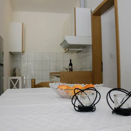 Apartman Pino *