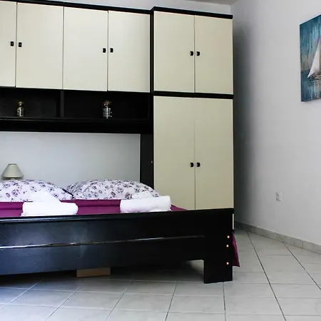 Pino Apartman