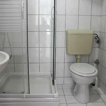 Pino Apartman