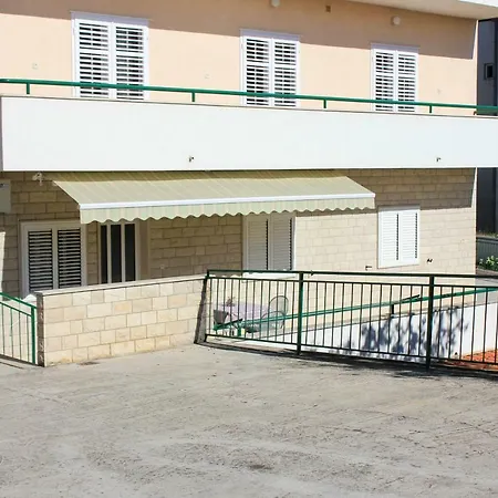 Apartment Pino