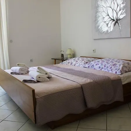 Pino Apartment