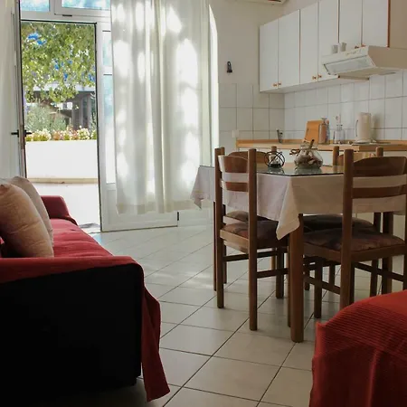 Pino Apartment *